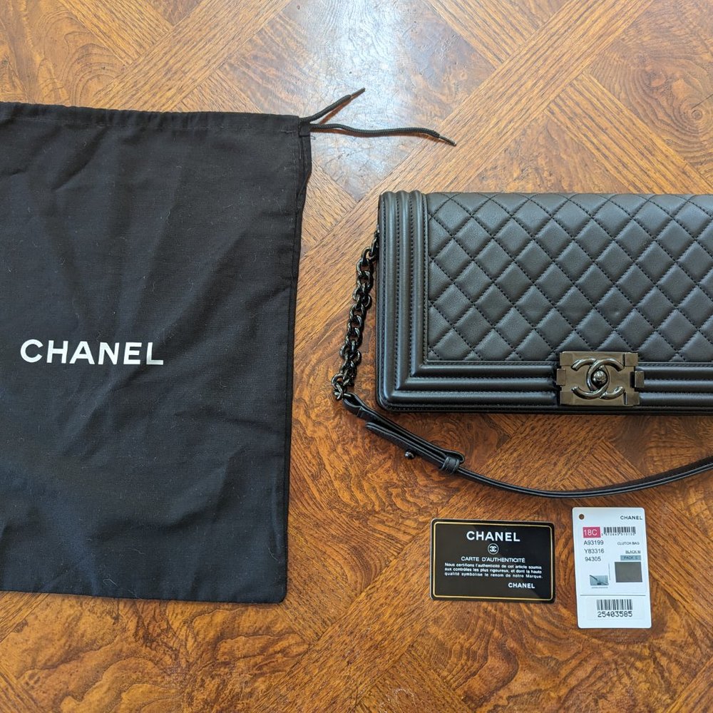 CHANEL Black Handbag